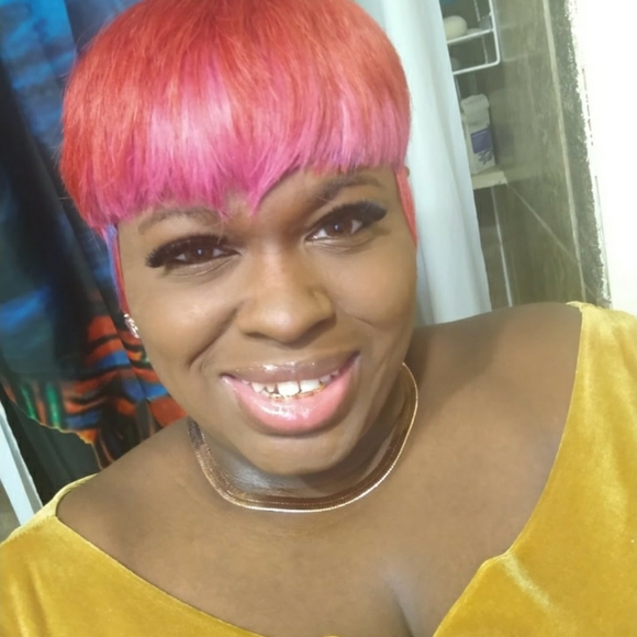 Short rainbow wig - Picture 8 of 8